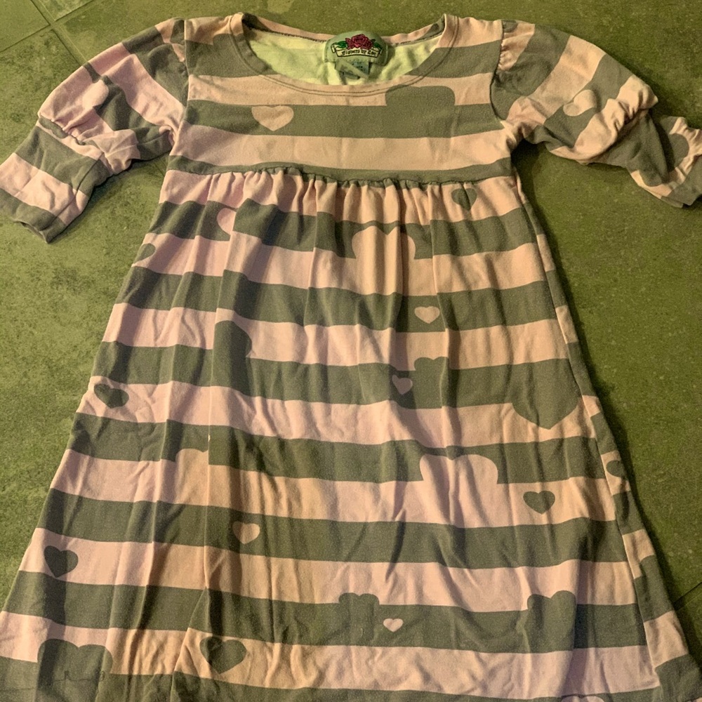 Adorable Flowers by Zoe Girls Dress Size 6